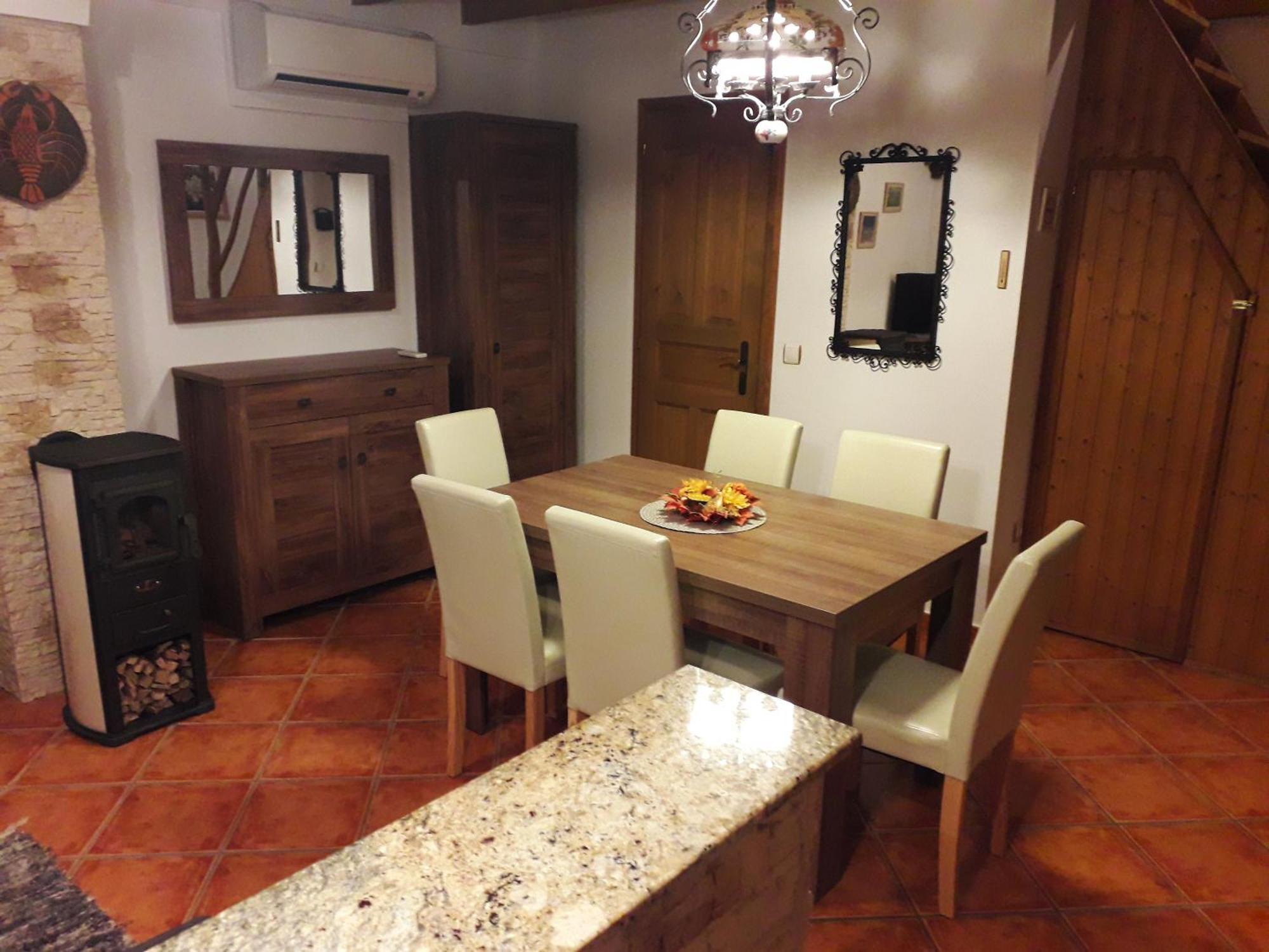Cseresznyevirag Vendeghazak Kovagoszolos Room photo